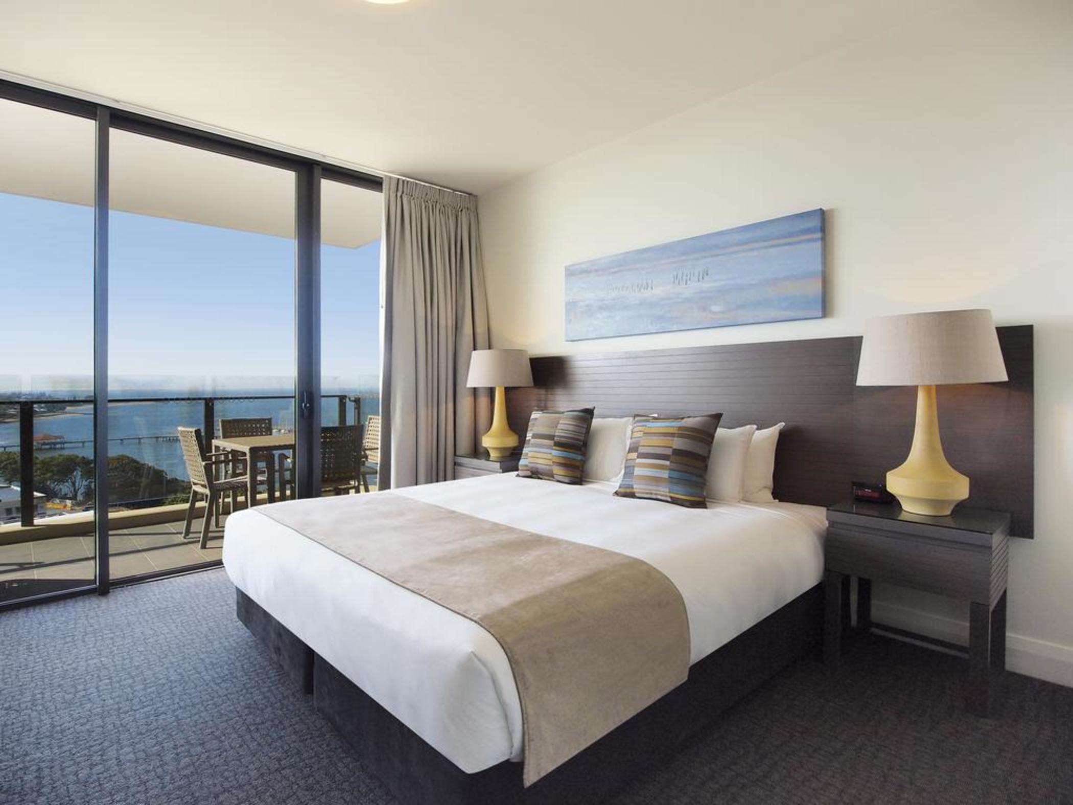 Oaks Redcliffe Mon Komo Suites Exteriér fotografie