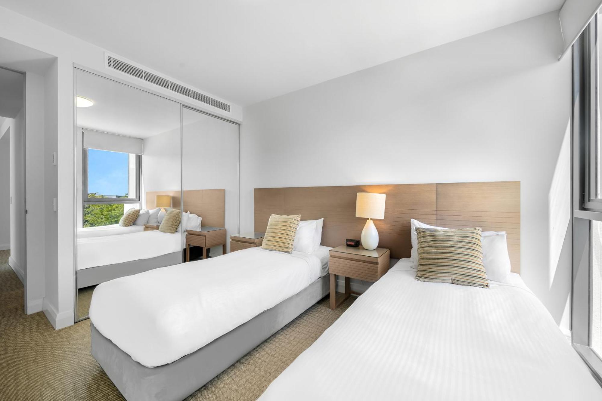 Oaks Redcliffe Mon Komo Suites Exteriér fotografie