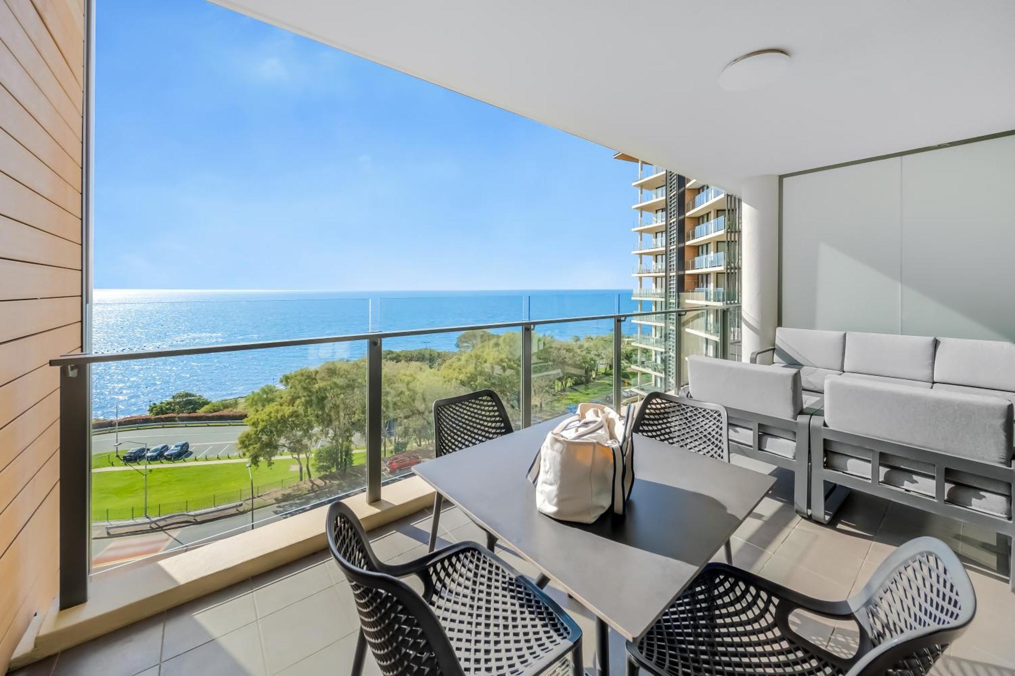 Oaks Redcliffe Mon Komo Suites Exteriér fotografie