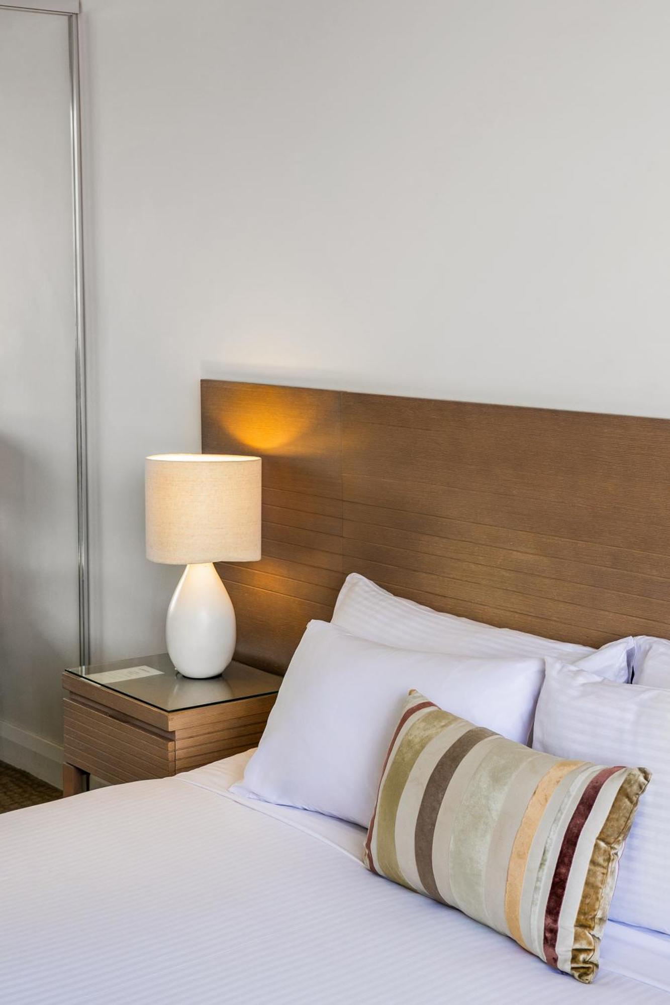 Oaks Redcliffe Mon Komo Suites Exteriér fotografie